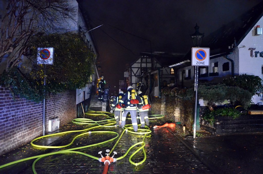 Feuer 3 Zum Treppchen Koeln Rodenkirchen Kirchstr Steinstr P050.JPG - Miklos Laubert